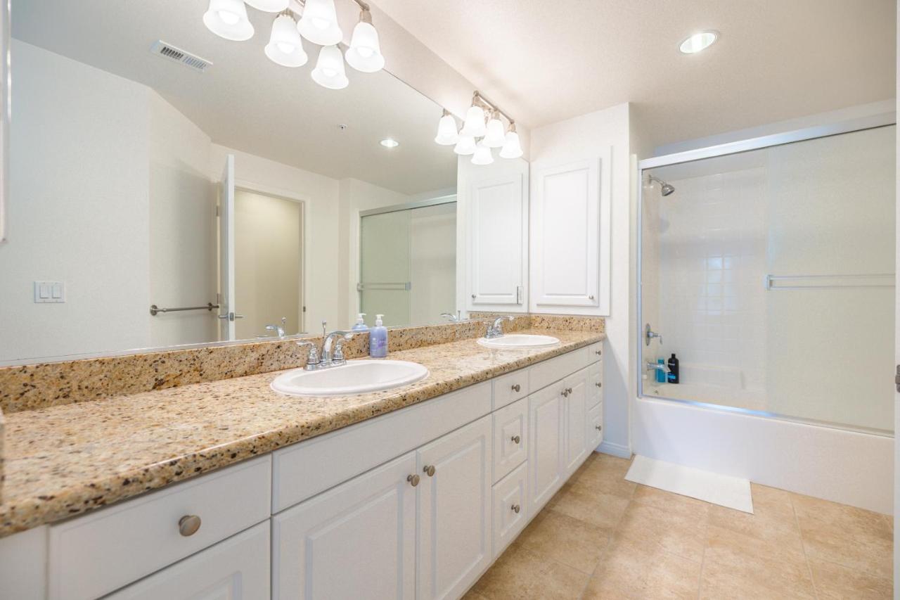 Luxury Irvine Spectrum 2 Bedrooms 2 Bathrooms Kitchen Pool Apartment ภายนอก รูปภาพ
